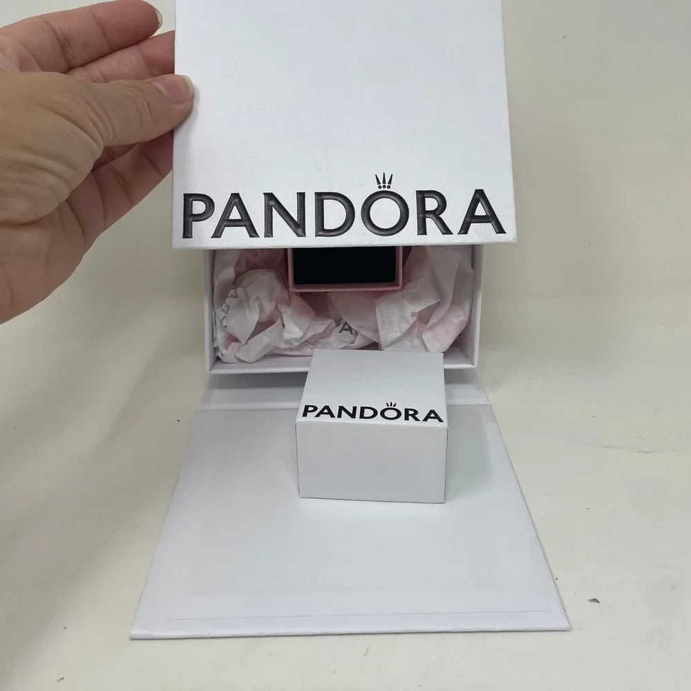 Pandora Shine Lucky Cat Maneki-neko Charm 18k Gold Plated 925 Silver 767900EN09